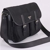 PRADA BT0171 新款單肩斜挎包