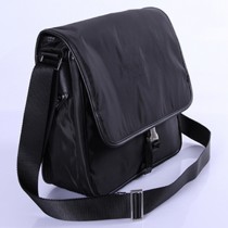 PRADA V166-2 新款單肩斜挎包