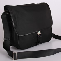 PRADA V166-1 新款單肩斜挎包