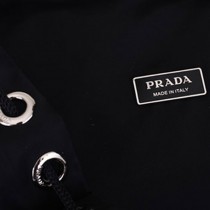 PRADA V135 新款雙肩包