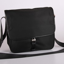 PRADA V166-1 新款單肩斜挎包