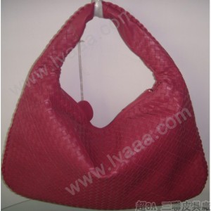 BV 5092-9 奢华明星最爱經典款 红色羊皮手工编织包