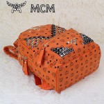 MCM 雙肩包 M字釘-1 男女雙肩背包橙色