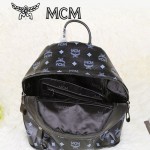 MCM 4釘-1黑色雙肩背包 書包 爆款