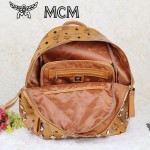 MCM 今年巨火爆的FASHION街头款背包全钉包  中號