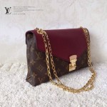 LV M41200 新款女士棗紅色PALLAS CHAIN系列鏈條晚宴包信封包