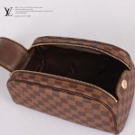 LV N47528 新款休閒咖啡棋盤格男女款通用包手拿包化妝包