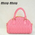 MiuMiu0057-6褶皺羊皮櫻花粉女包手提包