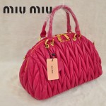 MiuMiu0058-6時尚休閒褶皺玫紅羊皮女包手提包