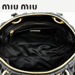 MiuMiu0058-2時尚休閒褶皺羊皮黑色女包手提包