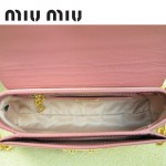 MIUMIU 0544-5 潮流百搭新款女士粉紅色拼淺粉色鏈條單肩包晚宴包
