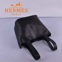 HERMES 8615 新款 PICOTIN 黑色MM TAURILLION皮 女士手提包