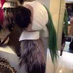 FENDI 07 潮人必備人氣熱銷款老佛爺同款限量版真貂毛手工製作綠色毛公仔吊飾