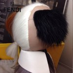 FENDI 05 潮人必備人氣熱銷款老佛爺同款限量版真貂毛手工製作橙色毛公仔吊飾