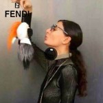 FENDI 05 潮人必備人氣熱銷款老佛爺同款限量版真貂毛手工製作橙色毛公仔吊飾