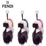 FENDI 07 潮人必備人氣熱銷款老佛爺同款限量版真貂毛手工製作綠色毛公仔吊飾