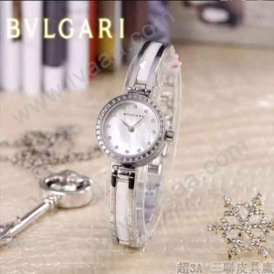 Bvlgari-46 人氣百搭新款閃亮銀白底鑲鑽藍寶石鏡面鋼間陶瓷女士石英腕錶