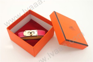 HERMES 00120 愛馬仕經典鎖扣玫紅色十字紋金扣單圈手帶