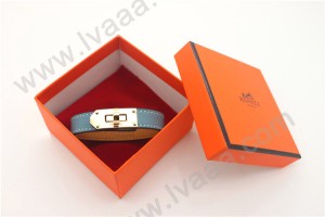HERMES 00119 愛馬仕經典鎖扣天藍色十字紋金扣單圈手帶