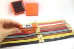 HERMES 00147 愛馬仕玫紅色平紋金扣雙圈手鐲手帶
