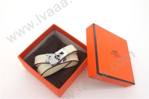 HERMES 00138 愛馬仕白色平紋銀扣雙圈手鐲手帶