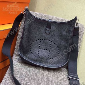 HERMES-00011-7 時尚打孔款伊夫寧系列黑色原版togo皮單肩斜挎包