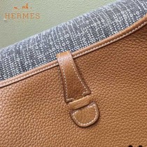 HERMES-00011-3 時尚打孔款伊夫寧系列土黃色原版togo皮單肩斜挎包