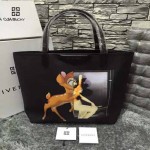 GIVENCHY-0012-2 潮流官方版經典款小鹿斑比圖案十字紋豎款購物袋