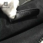 GIVENCHY-008-19 歐美百搭元素海盜骷髏圖案十字紋男女款手拿包