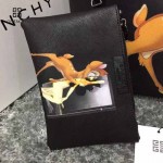 GIVENCHY-0012-2 潮流官方版經典款小鹿斑比圖案十字紋豎款購物袋