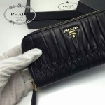 PRADA 1M0506-010 人氣熱銷經典新款黑色原版皮拉鏈長款錢夾