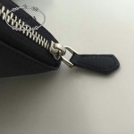 PRADA 1M0506-03 人氣熱銷經典新款黑色原版皮拉鏈長款錢夾