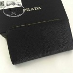 PRADA 1M0506-06 人氣熱銷經典新款黑色荔枝紋原版皮拉鏈長款錢夾