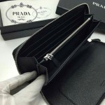 PRADA 1M1188-14 時尚潮流女士散字標黑色十字紋原版皮多功能長款錢包