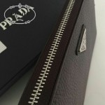 PRADA 1M1188-2 時尚商務男士經典三角標黑色荔枝紋原版皮多功能長款錢包