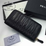 PRADA 1M0506-010 人氣熱銷經典新款黑色原版皮拉鏈長款錢夾