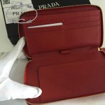 PRADA 1M1188-10 時尚潮流女士散字標棗紅色十字紋原版皮多功能長款錢包