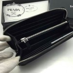 PRADA 1M0506-02 人氣熱銷經典新款黑色原版皮拉鏈長款錢夾