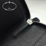 PRADA 1M1188-14 時尚潮流女士散字標黑色十字紋原版皮多功能長款錢包