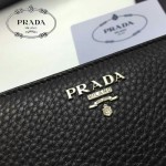 PRADA 1M0506-01 人氣熱銷經典新款黑色荔枝紋原版皮拉鏈長款錢夾