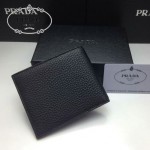 PRADA 2M0513-3 潮流商務男士散字標黑色荔枝紋原版皮兩折短夾