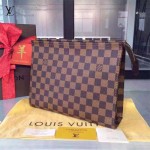 LV M47543 名媛必備原版皮大號盥洗袋化妝包