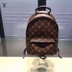 LV M41560-01 2016新款Cruise系列原版皮中號雙肩包