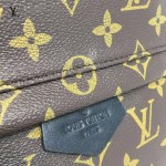 LV M41561A 時尚休閒MONOGRAM BACKPACK中號雙肩包書包