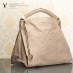 LV M93448-01 時尚經典款ARTSY系列原版皮配全皮壓花女士肩背包