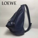 Loewe-044-03 專櫃時尚新款Crossboby Backpack系列原版小牛皮情侶款單背胸包