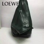 Loewe-044-04 專櫃時尚新款Crossboby Backpack系列原版小牛皮情侶款單背胸包