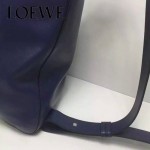 Loewe-044-03 專櫃時尚新款Crossboby Backpack系列原版小牛皮情侶款單背胸包