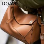 Loewe-050-016 專櫃時尚新款loewe puzzle系列原版小牛皮手提斜挎包