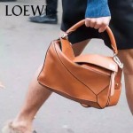 Loewe-050-016 專櫃時尚新款loewe puzzle系列原版小牛皮手提斜挎包